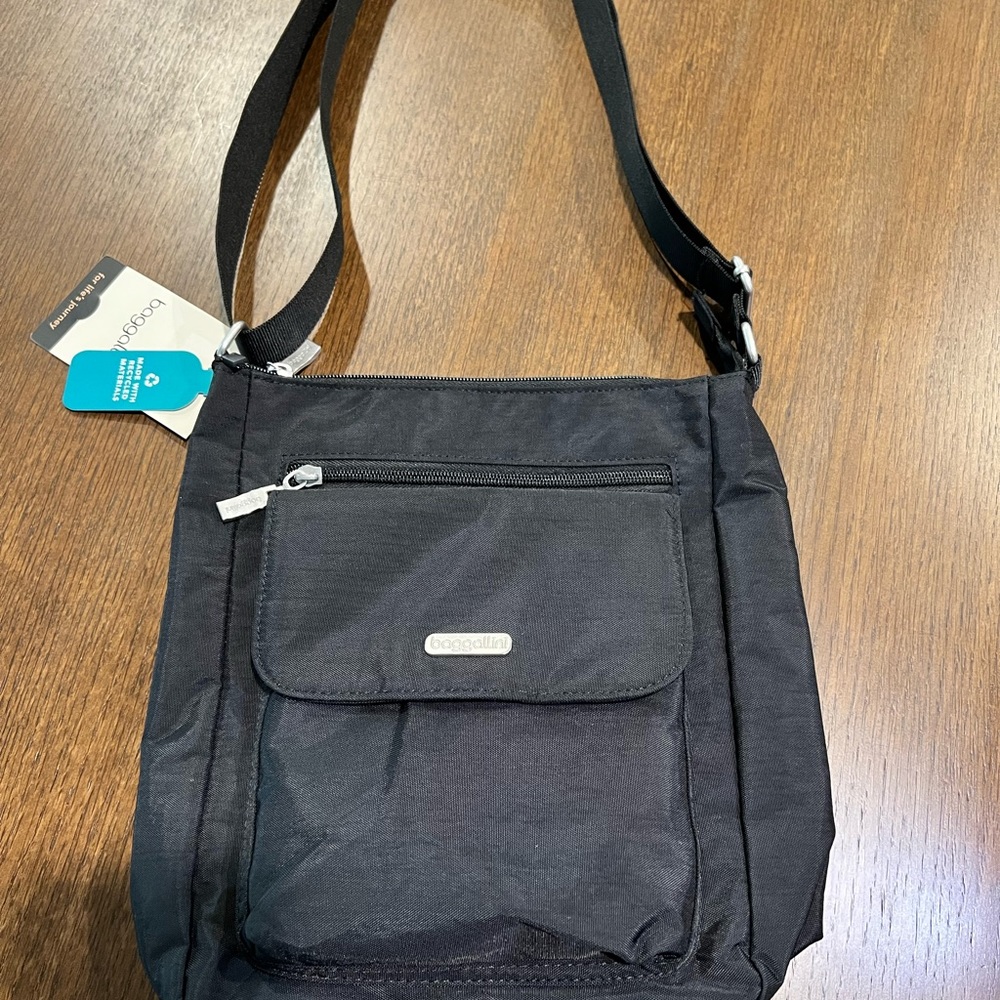 Baggallini Bag - Picture 2 of 10